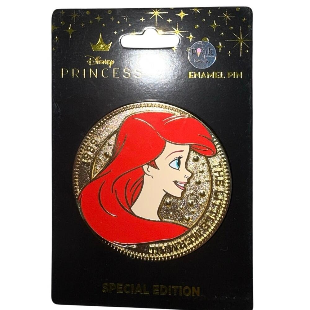 PALM Disney Pink alaMode Little Mermaid Princess Ariel Medallion Coin Pin LE 300